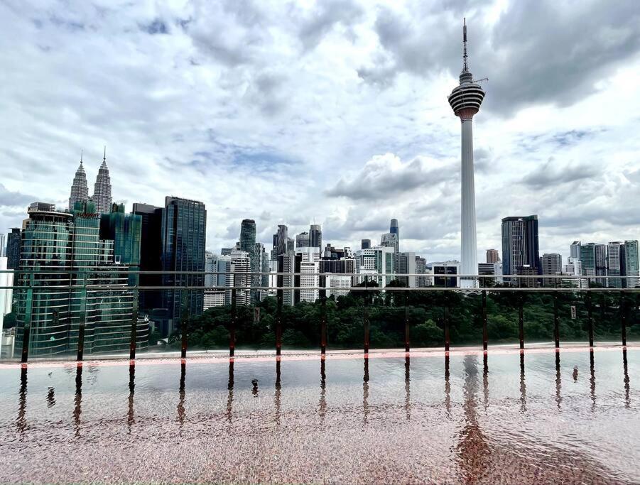 #23 Kl Towel View Twin Bed Suites @ Infinity Pool Kuala Lumpur Zewnętrze zdjęcie